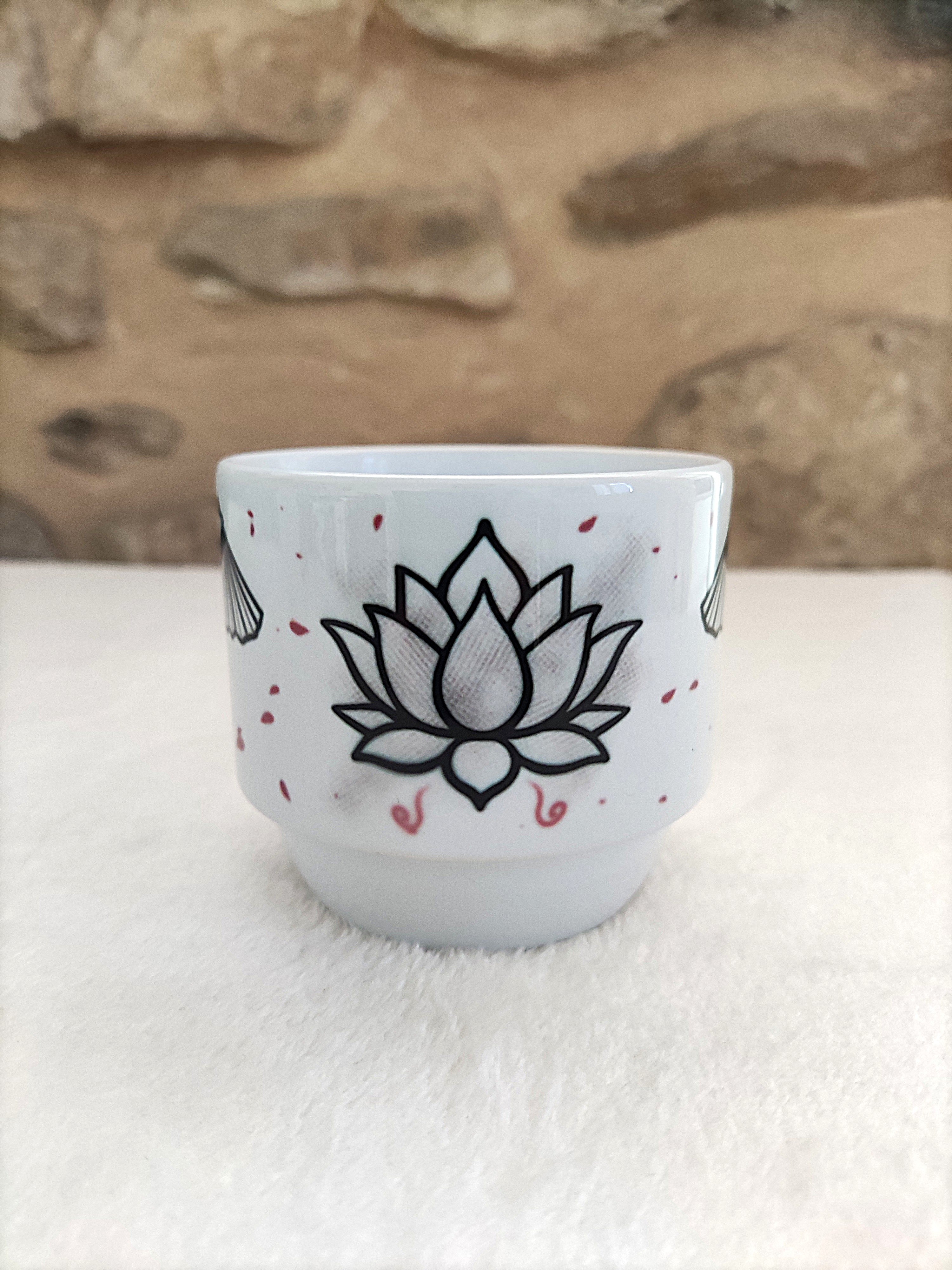 Duo de petits mugs, Lotus et Shurikens