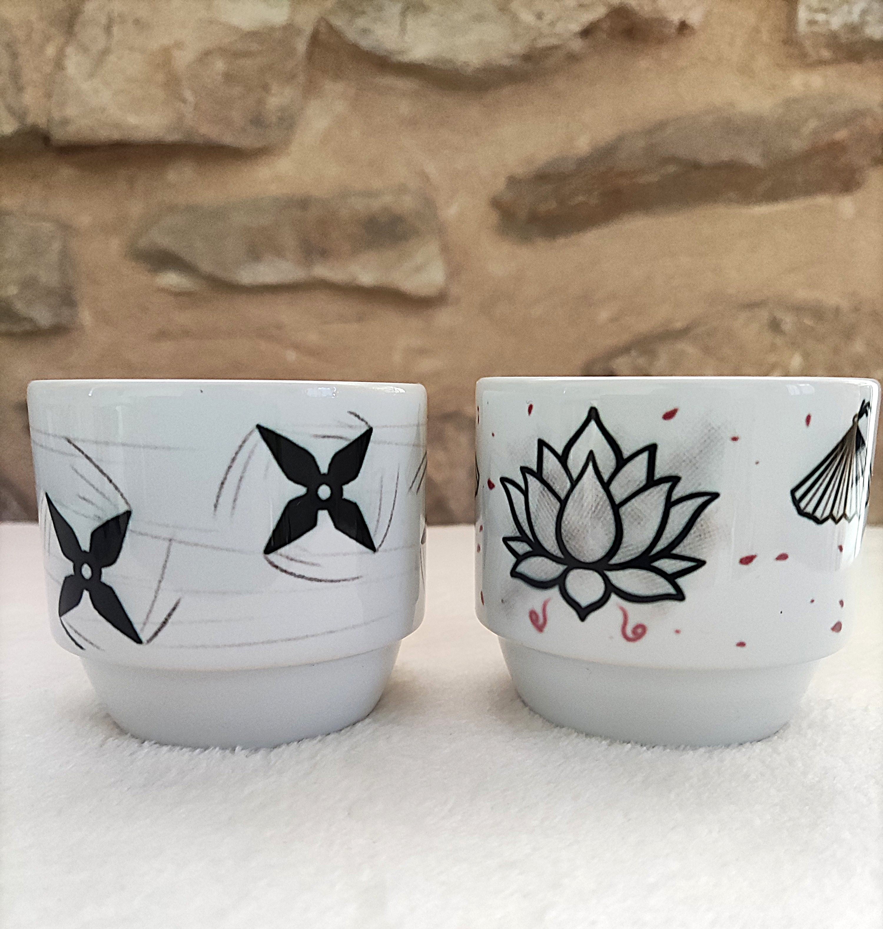 Duo de petits mugs, Lotus et Shurikens